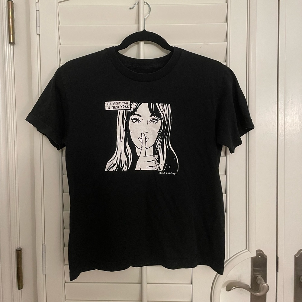 Brandy Melville I’ll Meet You in New York Tee